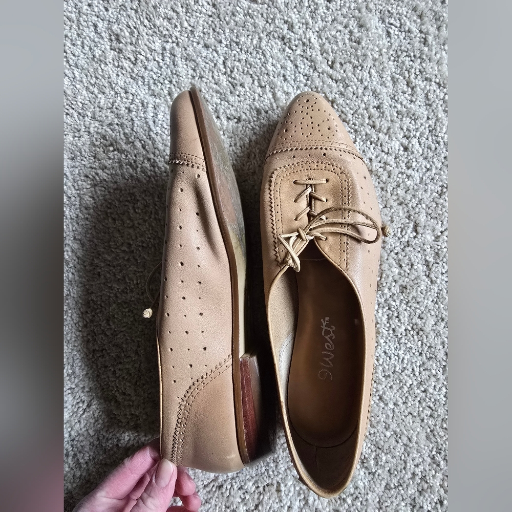 Vintage 9 West Beige Soft Leather Lace Up Oxford Flat Made In Brazil Sz. 8.5 M - Picture 6 of 7